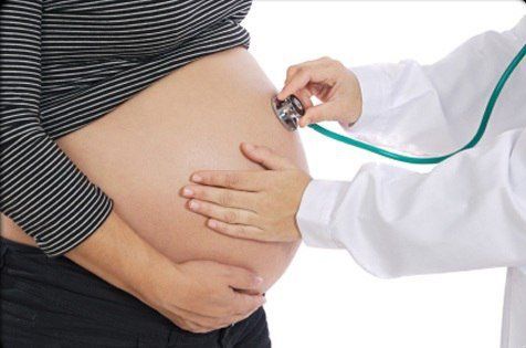 Tại sao khi mang thai 3 tháng cuối thì thai phụ dễ bị viêm đường tiết niệu?