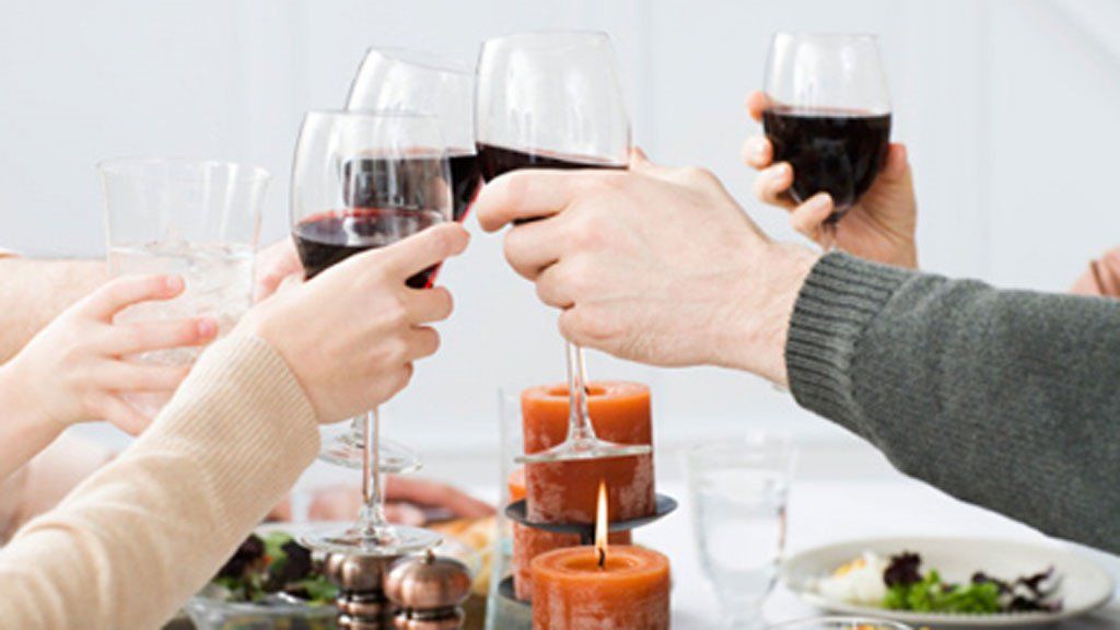 Như thế nào được gọi là uống nhiều rượu? | Vinmec