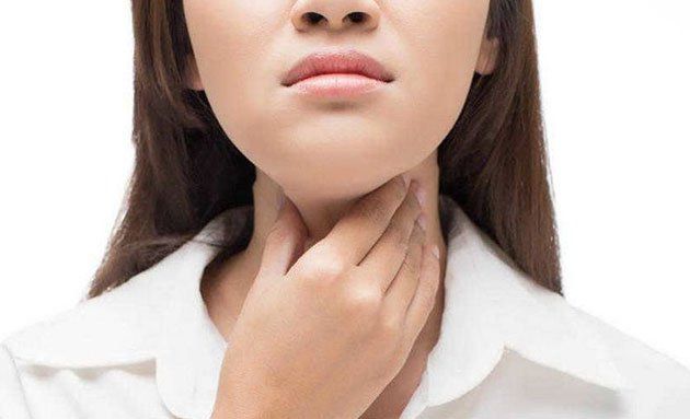Vì sao bạn viêm họng 1 bên? | Vinmec