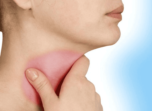 Sau khi rút ống nội khí quản, mẹ bầu có thể bị đau họng