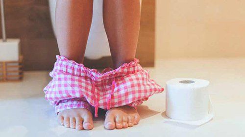 Người mắc bệnh đái tháo nhạt thường xuyên đi tiểu và mệt mỏi