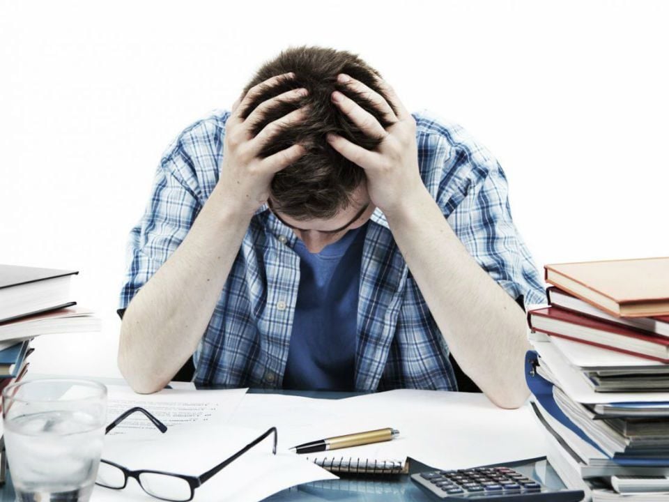 Hậu quả của căng thẳng lâu dài là gì? | Vinmec