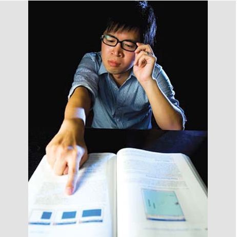 Myopia is common in people who often have long working hours.
