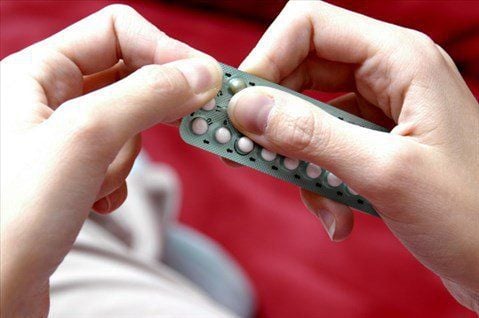 When should the second pack of oral contraceptive pills be started?