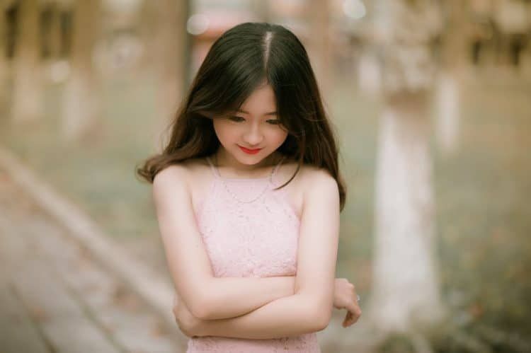 Khi con gái bạn 14 tuổi: Những điều bạn và bé cần biết | Vinmec
