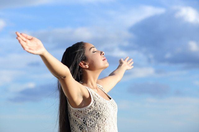 Làm thế nào để hít thở sâu? | Vinmec