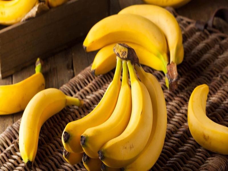 Loại quả nào có hạt nằm ở bên ngoài quả?