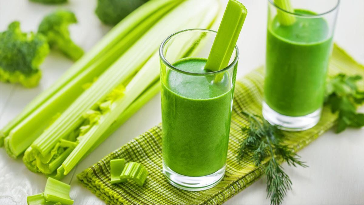 Lợi ích sức khỏe khi uống nước ép cần tây hàng ngày