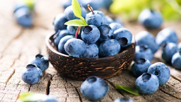 Ăn quả việt quất có tốt không? | Vinmec