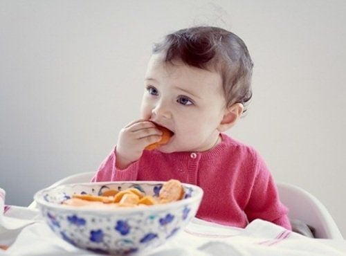 Children should be encouraged to chew food at 15 months of age
