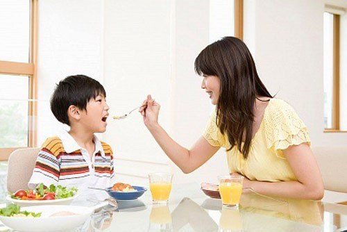 Developing children need a lot of food with an appropriate amount of calories.