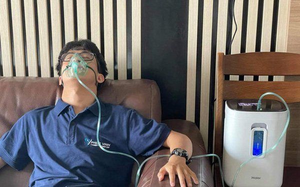 SỬ DỤNG BÌNH OXY Y TẾ CHO NGƯỜI BỆNH HÔ HẤP TẠI NHÀ ĐÚNG CÁCH