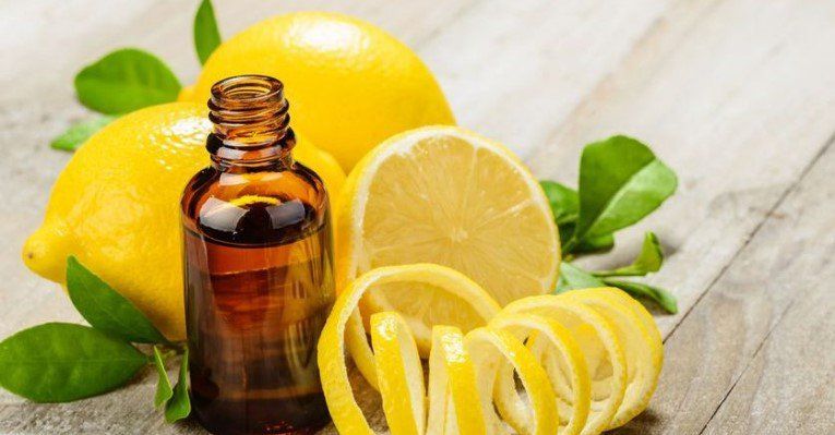 Tinh Dầu Tự Nhiên: 10 Tác Dụng và 6 Cách Dùng Hiệu Quả Cho Sức Khỏe & Làm Đẹp Tinh dầu trong vỏ chanh giúp tăng sức đề kháng