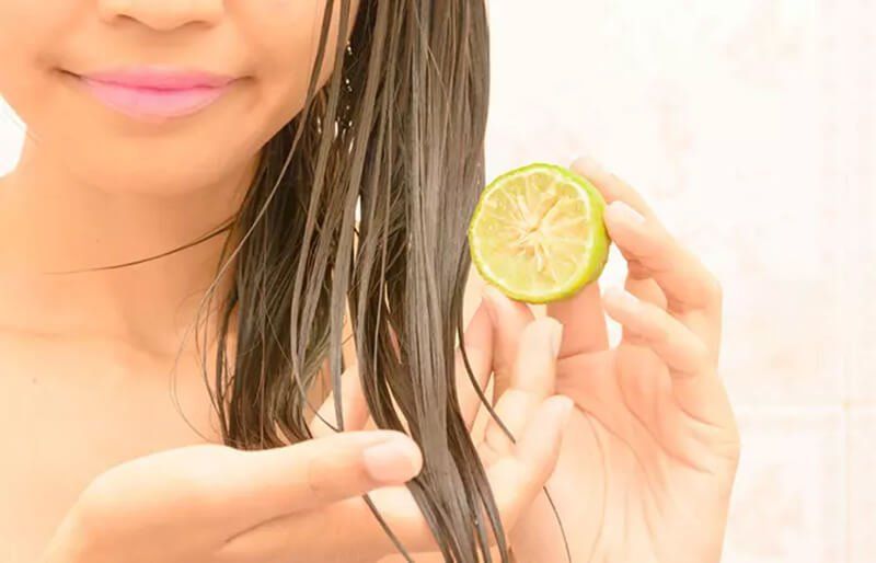 Chanh có tốt cho tóc không? Lợi ích và rủi ro | Vinmec
