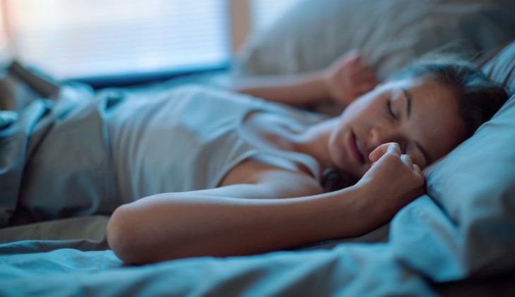Mơ thấy các bộ phận cơ thể bị tê liệt: Ý nghĩa chi tiết và các con số liên quan