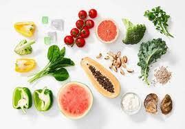 dưỡng chất từ thực vật như như flavonoid, flavones, catechin, polyphenol, phytoestrogen cũng thuộc nhóm chất chống oxy hóa