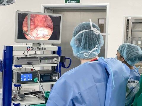 Bệnh nhân hồi phục tốt sau mổ, được chăm sóc trong môi trường đạt chuẩn, không cần chuyển viện lên tuyến trên.
