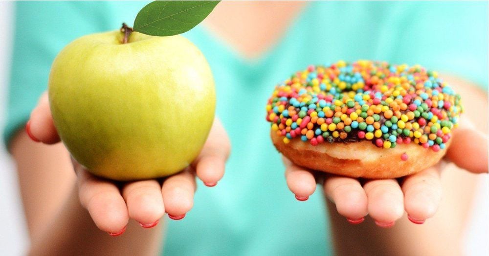 Eating an apple a day helps reduce the risk of diabetes to the lowest level
