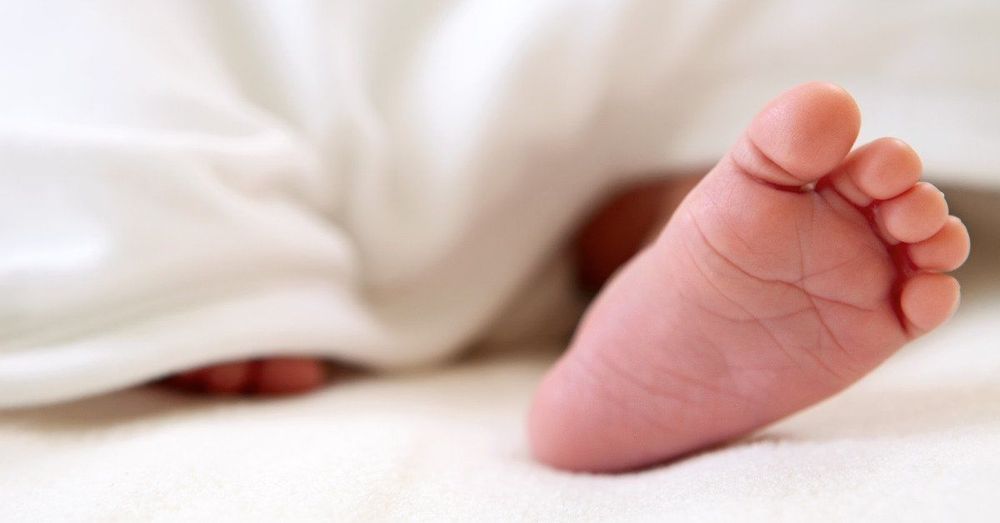 Sàng lọc sơ sinh giúp sớm phát hiện các bệnh lý và rối loạn chuyển hóa ở trẻ