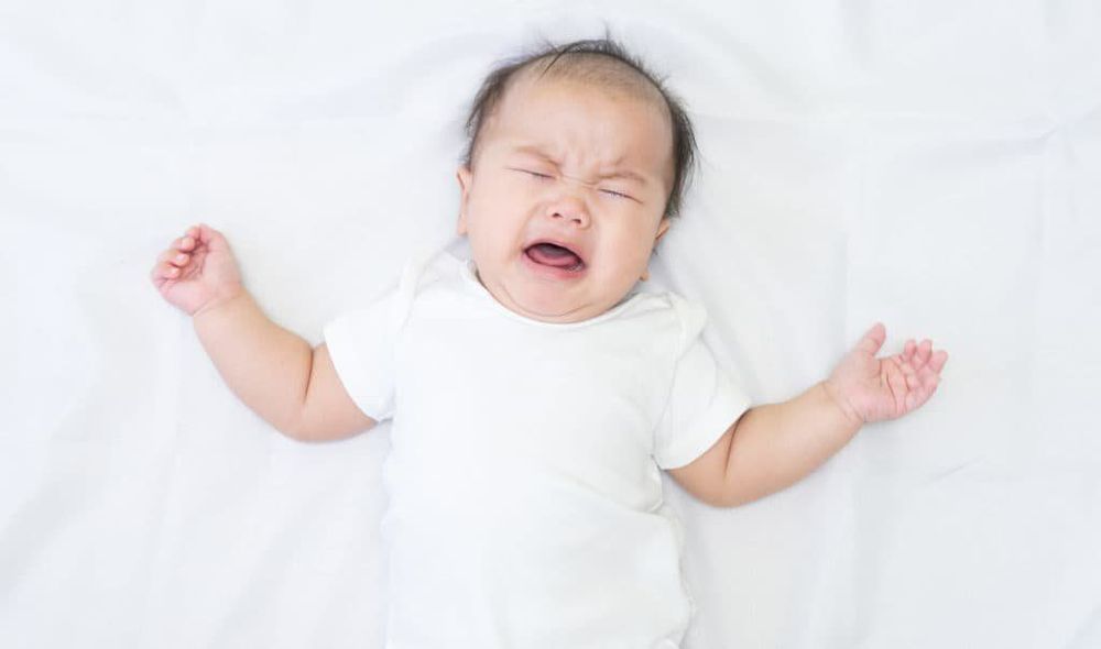 Trẻ quấy khóc, ngủ không đủ giấc có thể ảnh hưởng đến sức khỏe