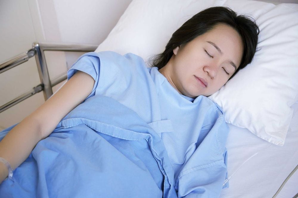 Vaginal and perineal hematomas typically do not cause pain for the mother.