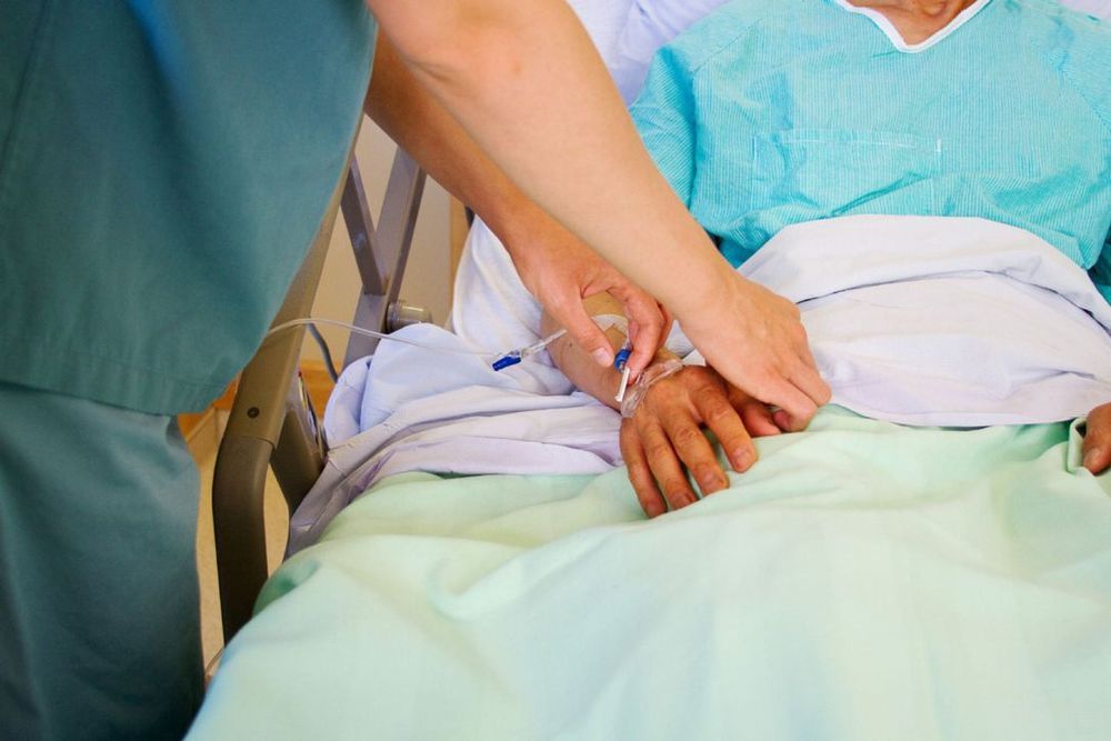Bệnh nhân cần được điều trị và theo dõi chặt chẽ