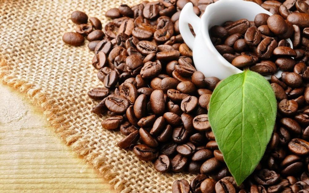 Đã có vô số nghiên cứu điều tra việc tiêu thụ cà phê và tác dụng bảo vệ của nó đối với xơ hóa gan và xơ gan do nhiều căn nguyên.