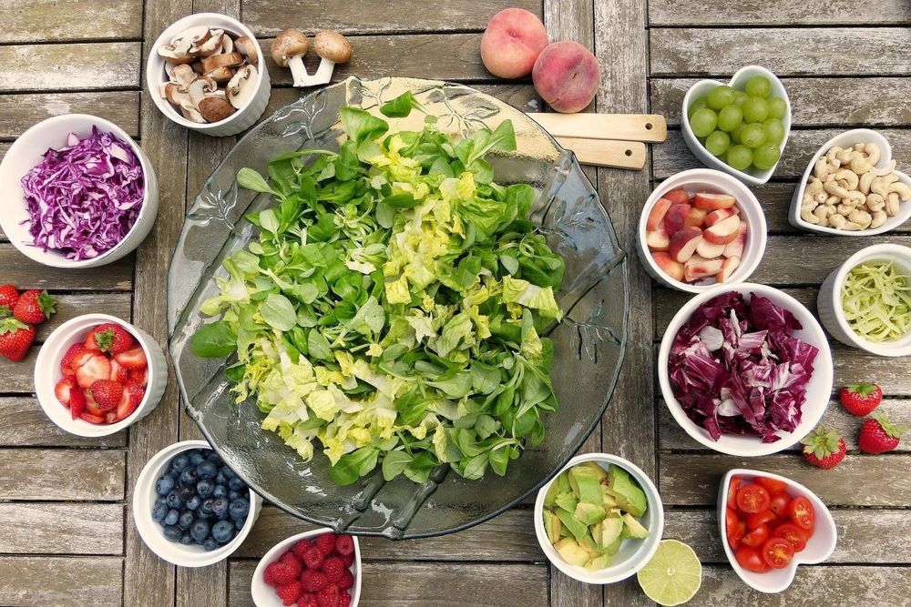 A diet rich in green vegetables helps treat vaginal dryness in women at the age of 40