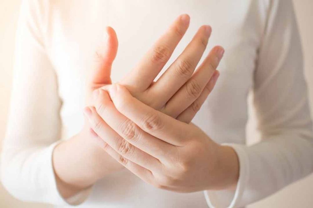 Người bệnh nên điều trị hội chứng ống cổ tay giúp cải thiện các triệu chứng của bệnh