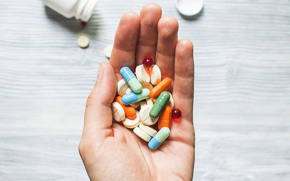 Một ngày dùng thuốc giãn cơ vòng hậu môn không quá 2 lần hoặc không quá 2 viên đạn.