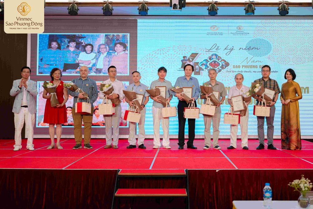 Lễ kỷ niệm 40 năm thành lập Sao Phương Đông