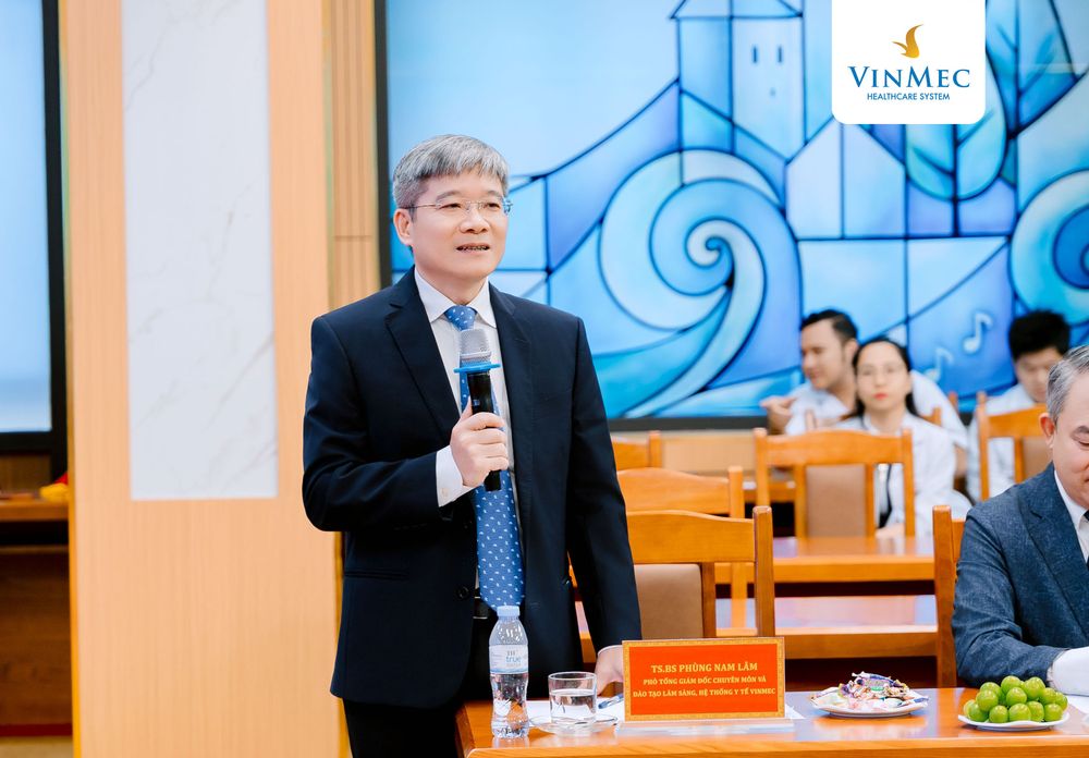 TS.BS Phùng Nam Lâm, Phó Tổng Giám đốc phụ trách chuyên môn, đào tạo và nghiên cứu khoa học của Hệ thống Y tế Vinmec, kiêm Giám đốc Bệnh viện Vinmec Riverside