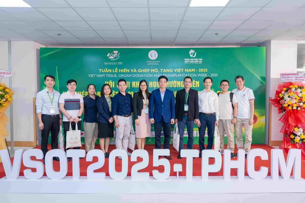 Đội ngũ bác sĩ Vinmec tại Hội nghị