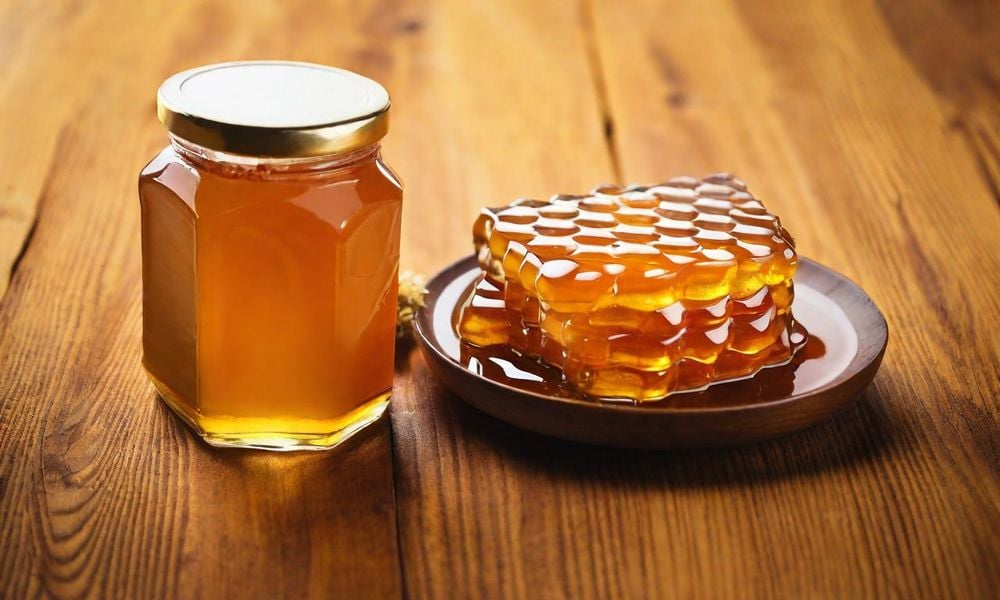 Mật ong đã qua chế biến vẫn có những lợi ích khác cho sức khỏe.