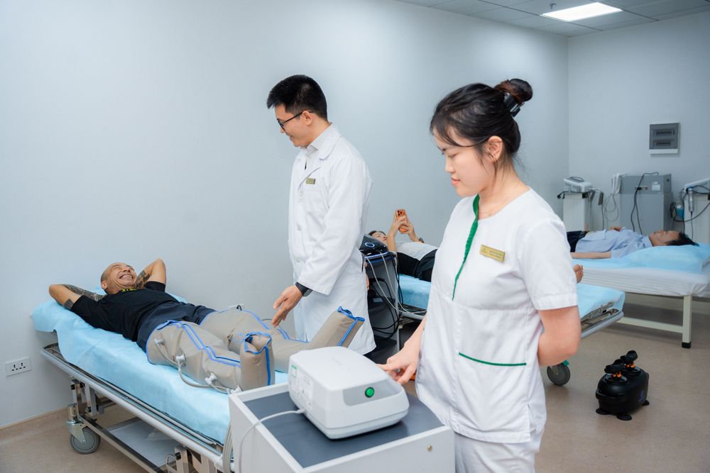 Chuyên khoa Phục hồi chức năng tiếp nhận điều trị đa dạng các nhóm bệnh lý