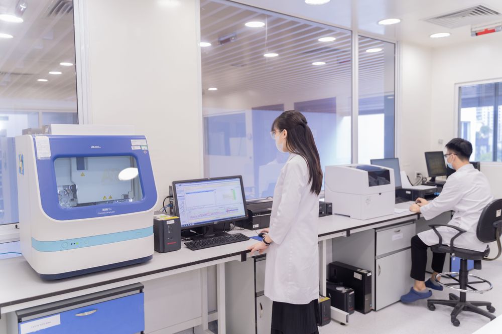 Việc đi khám sức khỏe khi có các dấu hiệu bệnh là rất quan trọng đối với những người thuộc nhóm nguy cơ cao.