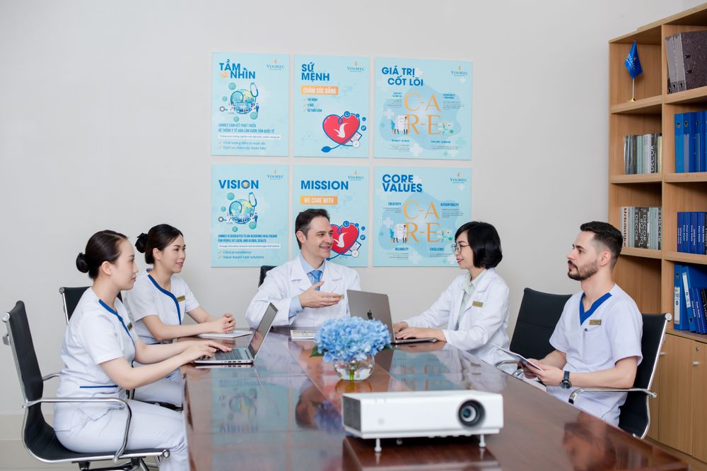 Khi sử dụng thuốc có khả năng gây dị ứng, bác sĩ và bệnh nhân cần chuẩn bị sẵn sàng để đối phó với các phản ứng dị ứng có thể xảy ra.