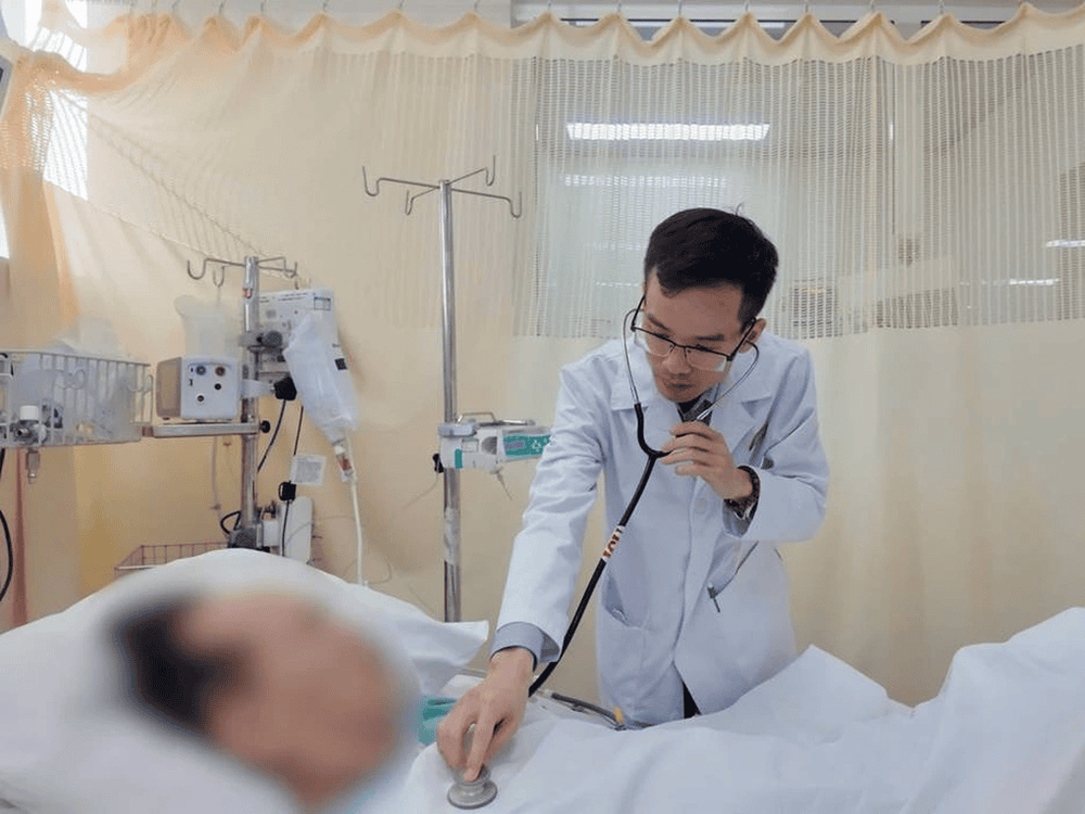 Bác sĩ Đỗ Tiến Dũng, Phụ trách khoa Hồi sức tích cực, Bệnh viện Đa khoa Vinmec Nha Trang