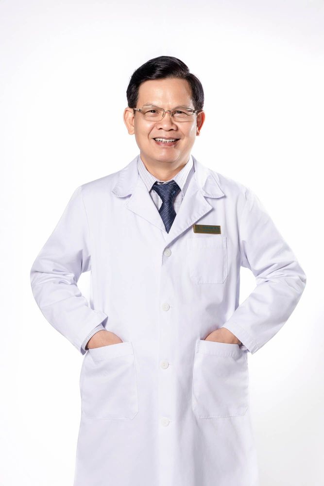 TS.BS Mai Đức Hùng