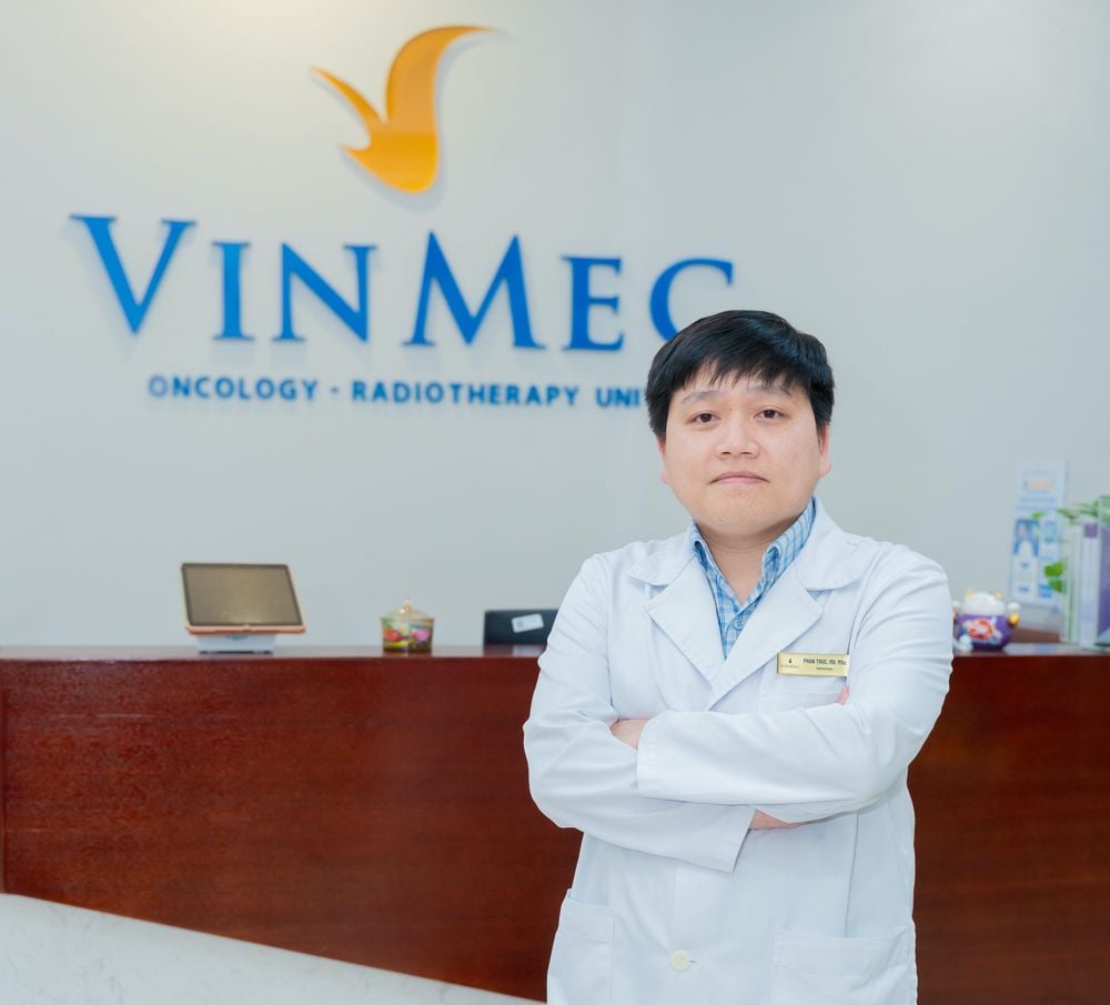 ThS.BSNT Phan Trúc hiện đang công tác tại Bệnh viện Đa khoa Vinmec Central Park (TP.HCM)