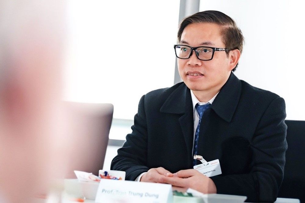 GS.TS.BS Trần Trung Dũng - Tổng giám đốc Hệ thống Y tế Vinmec - phát biểu tại sự kiện