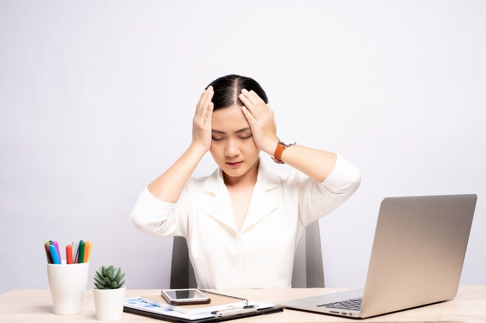 Các biểu hiện đa dạng của ADHD bao gồm giảm chú ý, tăng động/bốc đồng và khó điều hòa cảm xúc, biểu hiện đa dạng ở trẻ em và người lớn