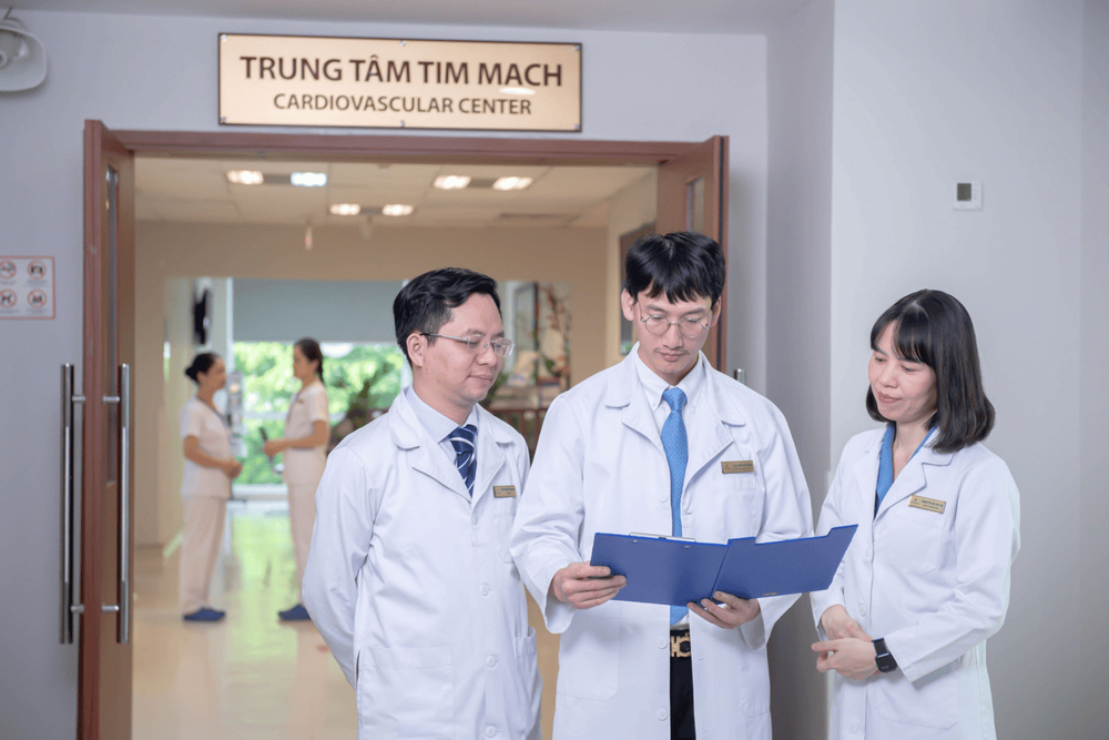 TS.BS Đoàn Đức Dũng và cộng sự