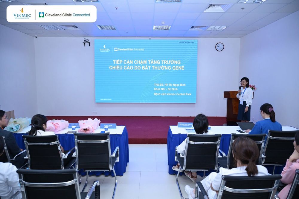 Hội thảo khoa học "Chậm tăng trưởng chiều cao - Tiếp cận đa chiều"