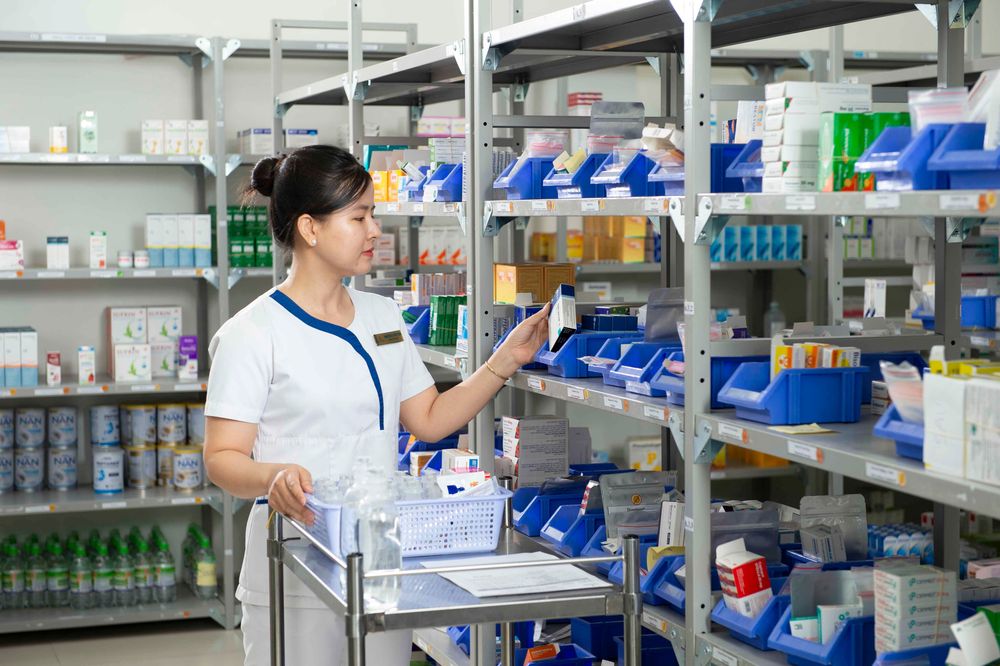 Tích hợp dược di truyền vào hồ sơ bệnh án điện tử và cảnh báo kê đơn