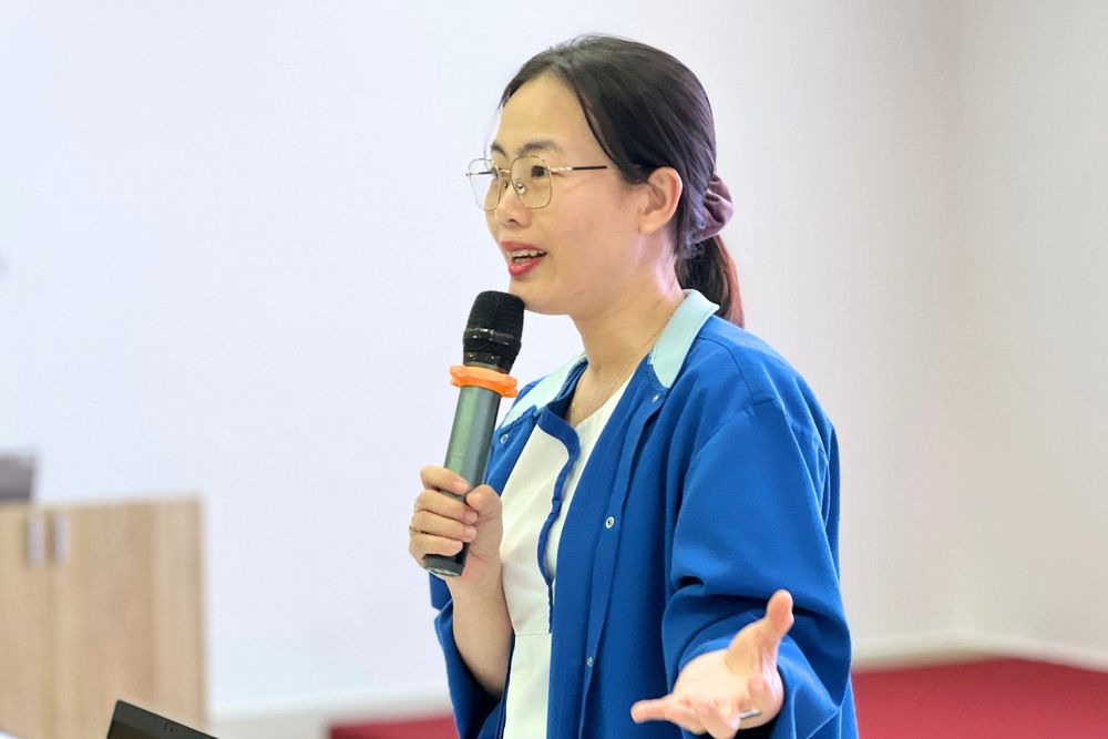 ThS Phạm Thúy Trinh - Trưởng phòng Điều dưỡng Vinmec Central Park đánh giá cao tinh thần học hỏi chủ động và thái độ nghiêm túc của các bạn sinh viên
