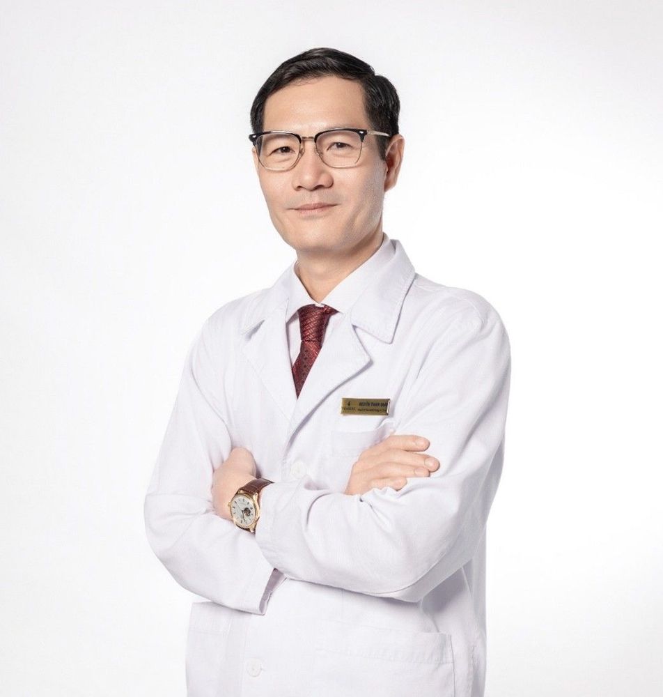 TS.BS Nguyễn Thanh Quân có nhiều năm giảng dạy tại Trường Đại học Y Dược Cần Thơ và thực hành lâm sàng tại các bệnh viện tuyến trung ương. 