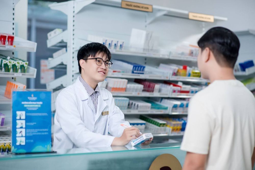 Người bệnh cần sử dụng thuốc theo chỉ định của bác sĩ trong quá trình điều trị điều trị viêm gan B.