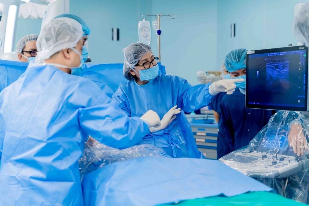 Vinmec is the first non-public healthcare provider in Vietnam to establish a specialized department for prenatal intervention.