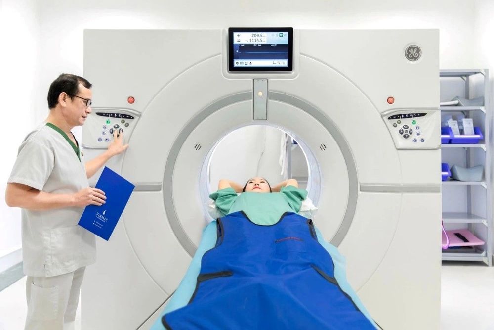 Bệnh viện được đầu tư cơ sở vật chất hiện đại, đồng bộ cùng đội ngũ chuyên gia được đào tạo bài bản